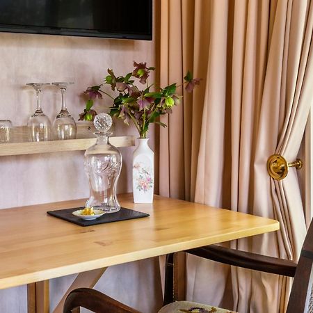 Olive Rabbit - Boutique Bed & Breakfast Turangi Ngoại thất bức ảnh