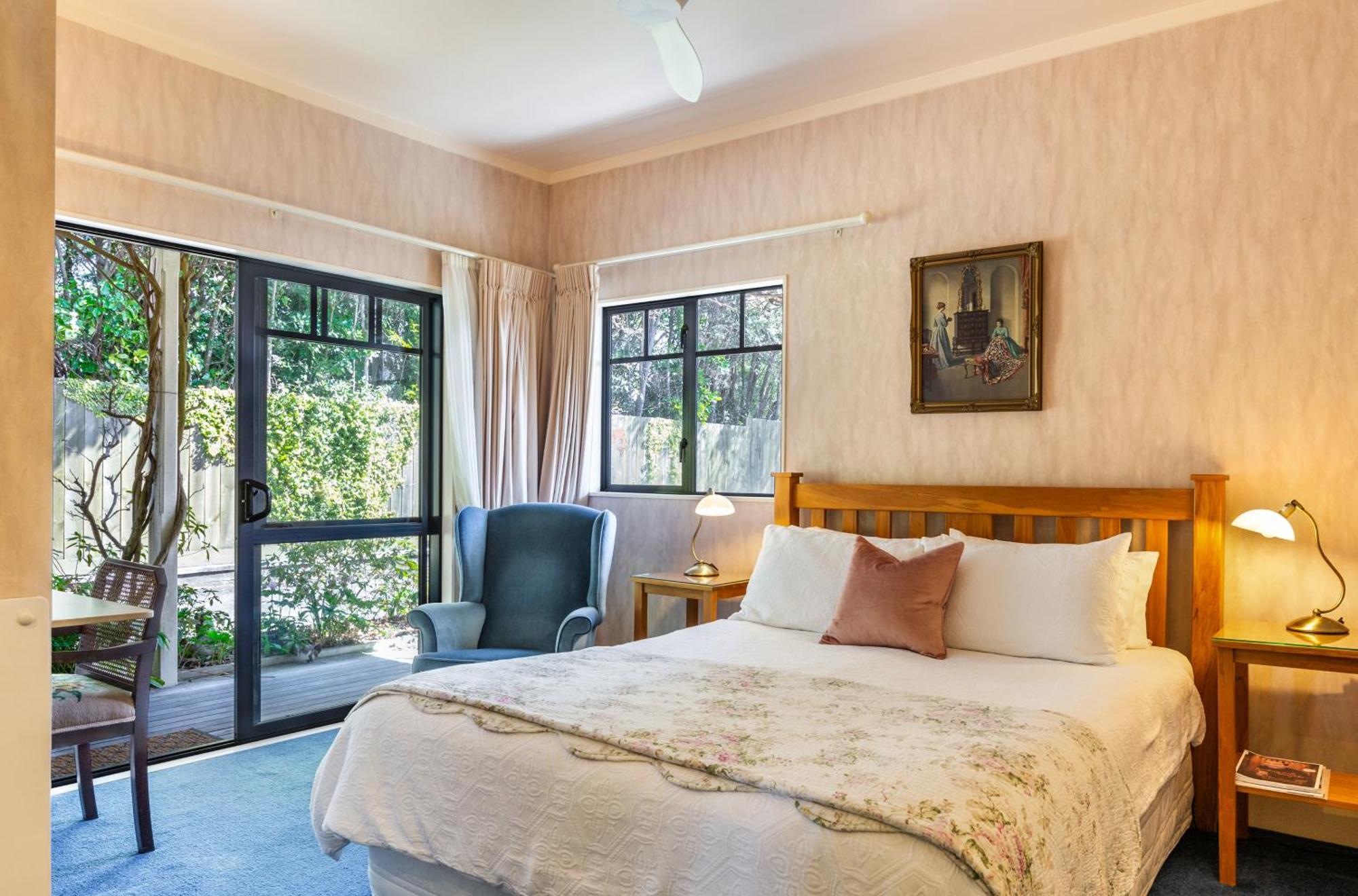 Olive Rabbit - Boutique Bed & Breakfast Turangi Ngoại thất bức ảnh